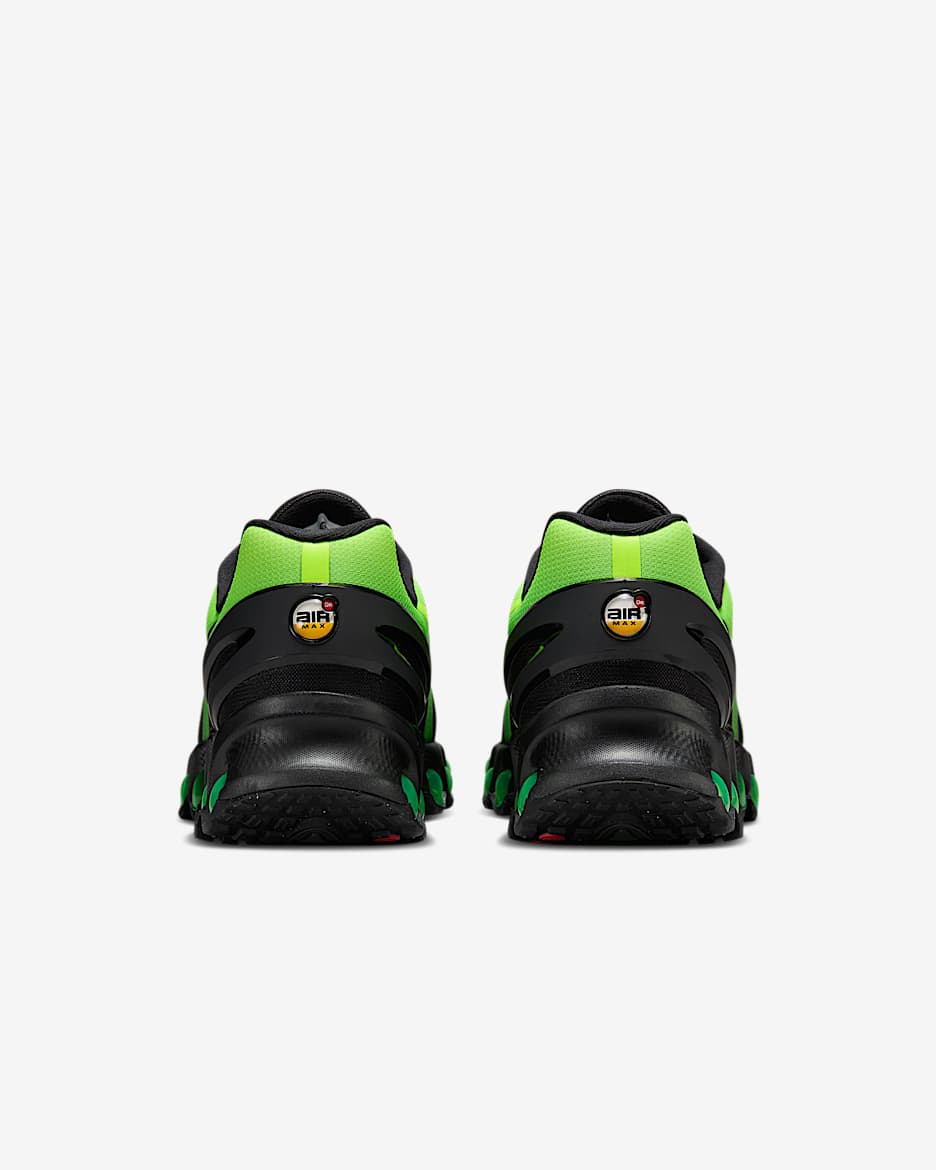 NIKE AIR MAX DN8