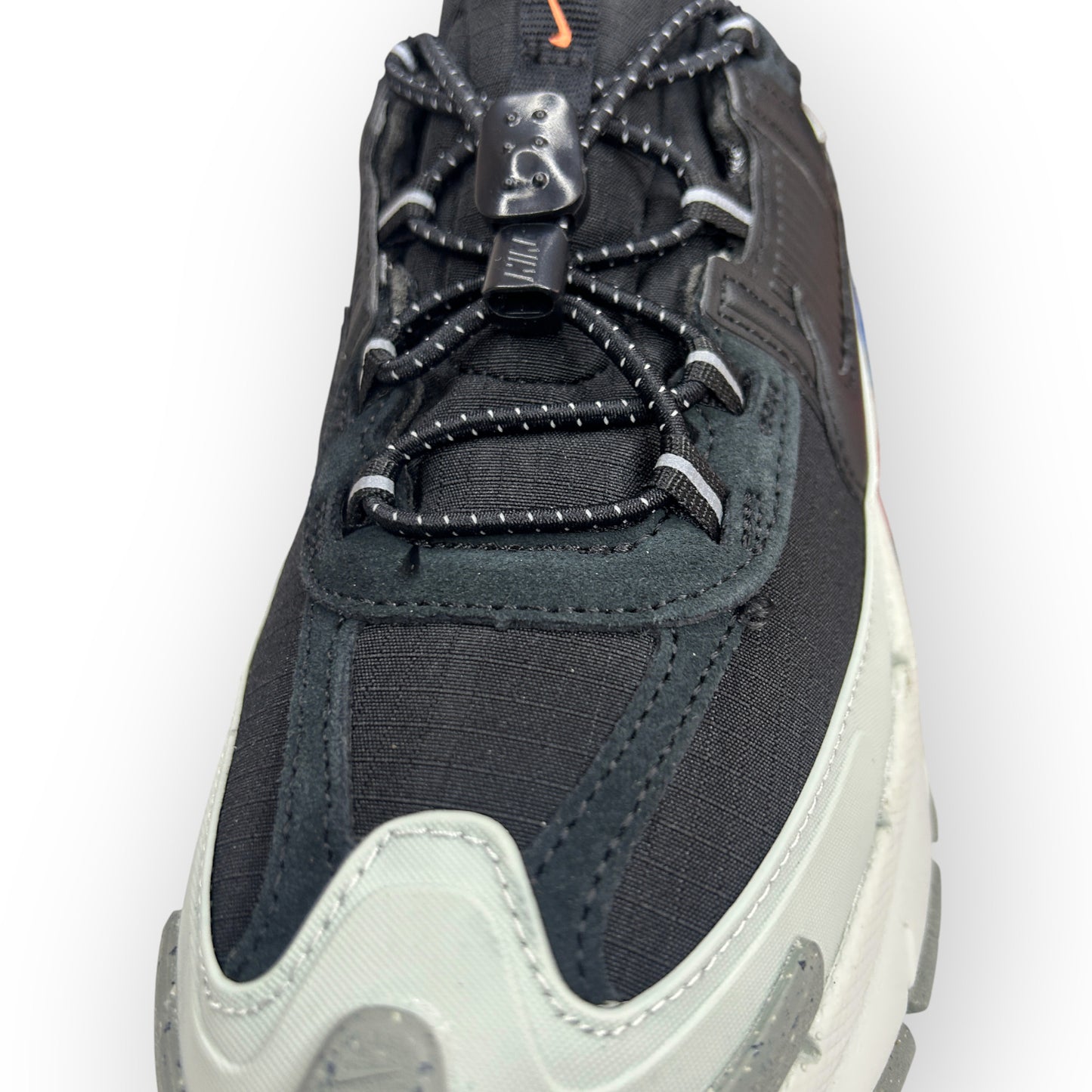 NIKE ZOOM VOMERO