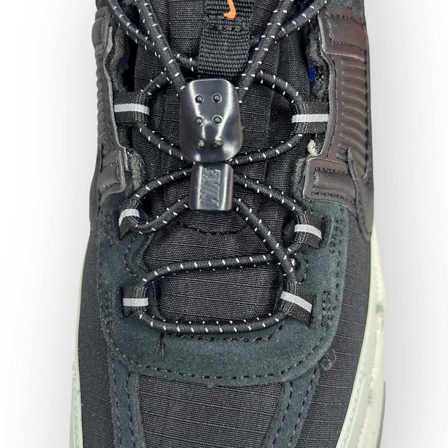 NIKE ZOOM VOMERO
