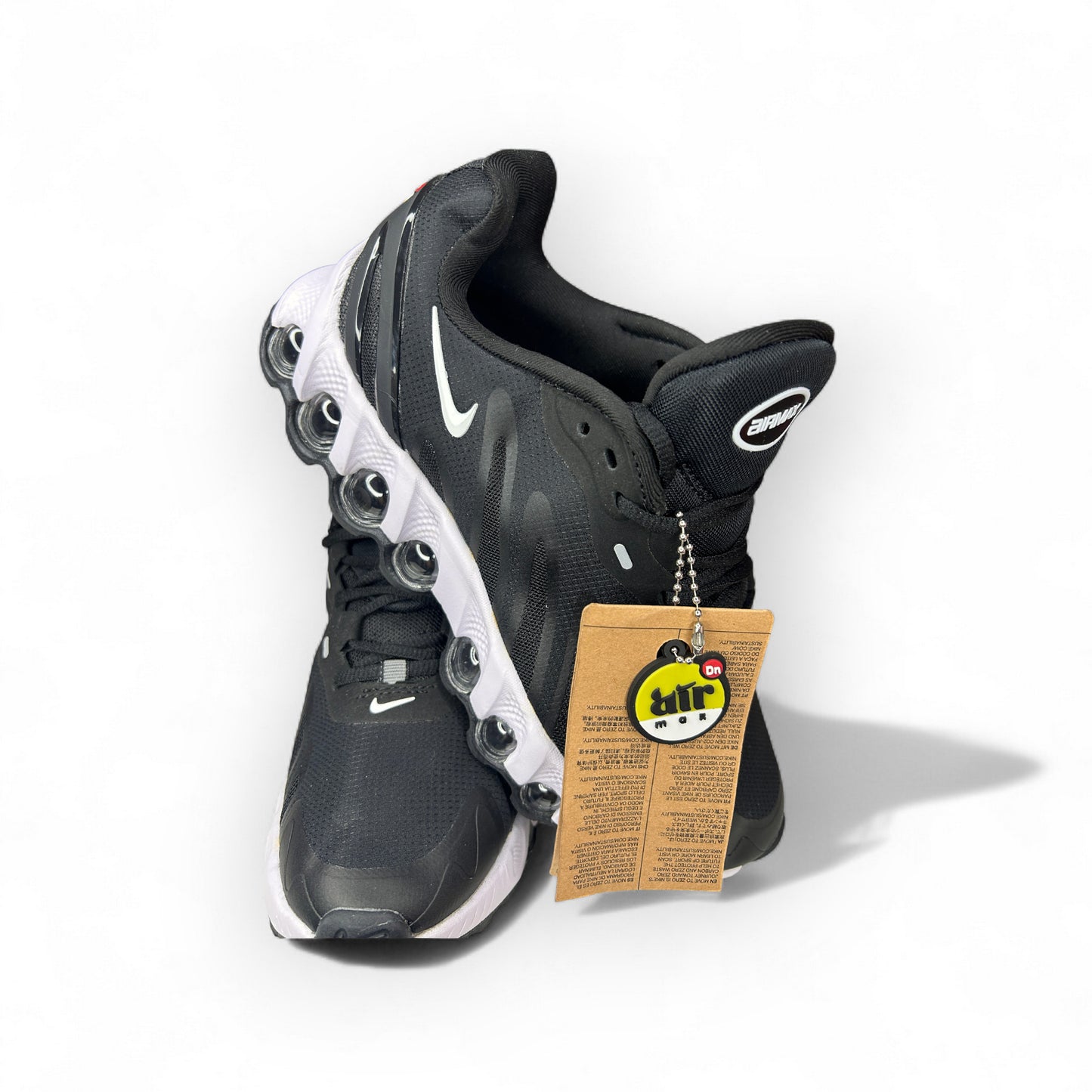 NIKE AIR MAX DN8