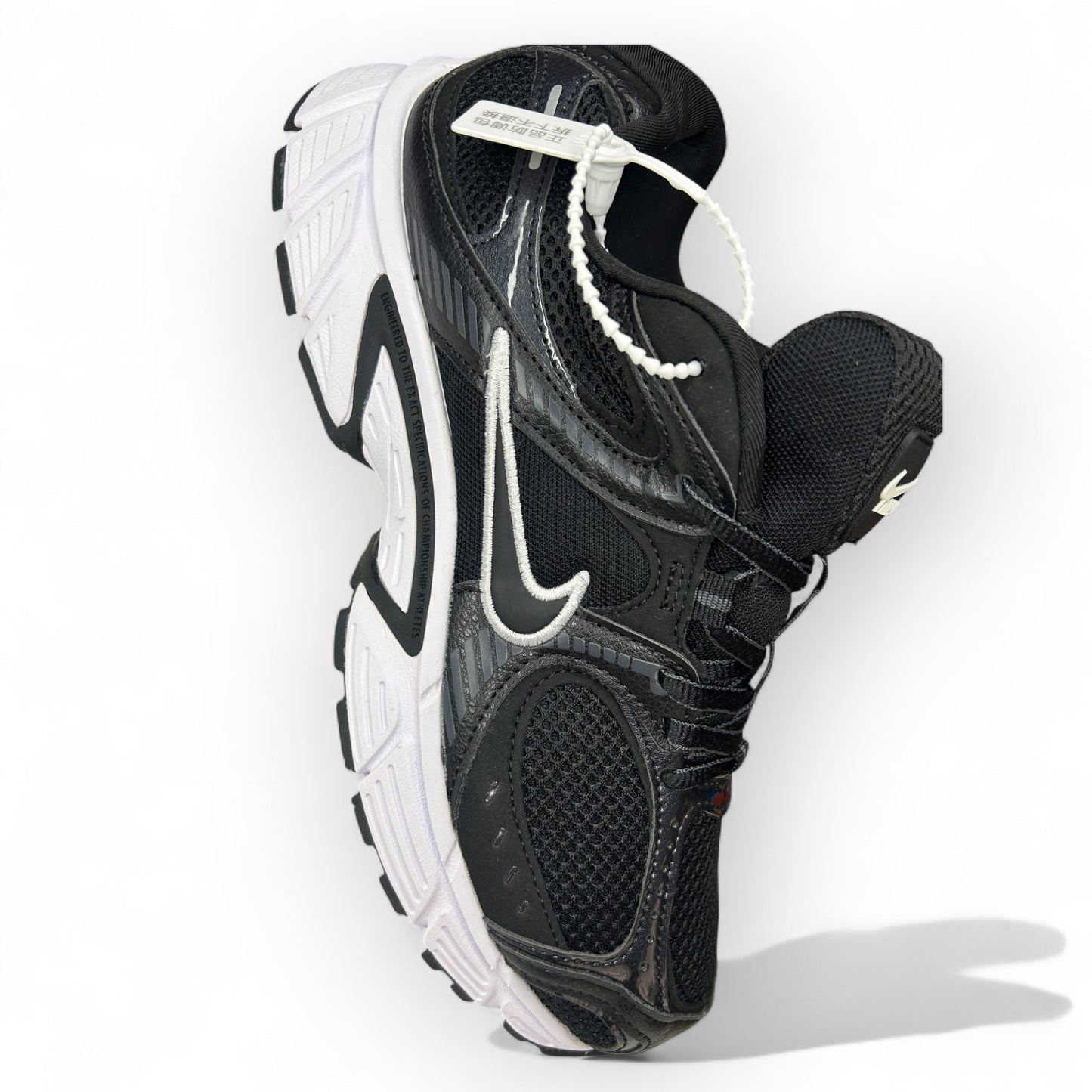 NIKE VOMERO 5