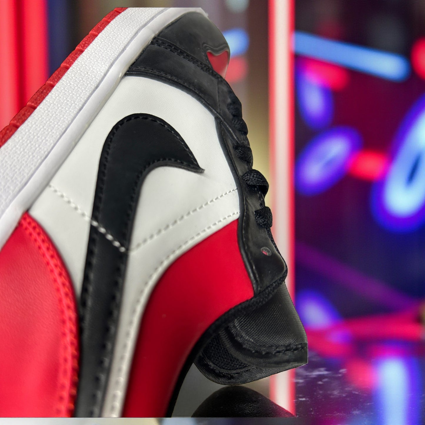 NIKE JORDAN ROJO NEGRO
