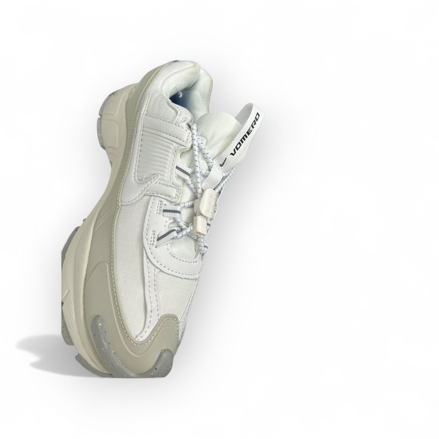NIKE ZOOM VOMERO BLANCA-BEIGE