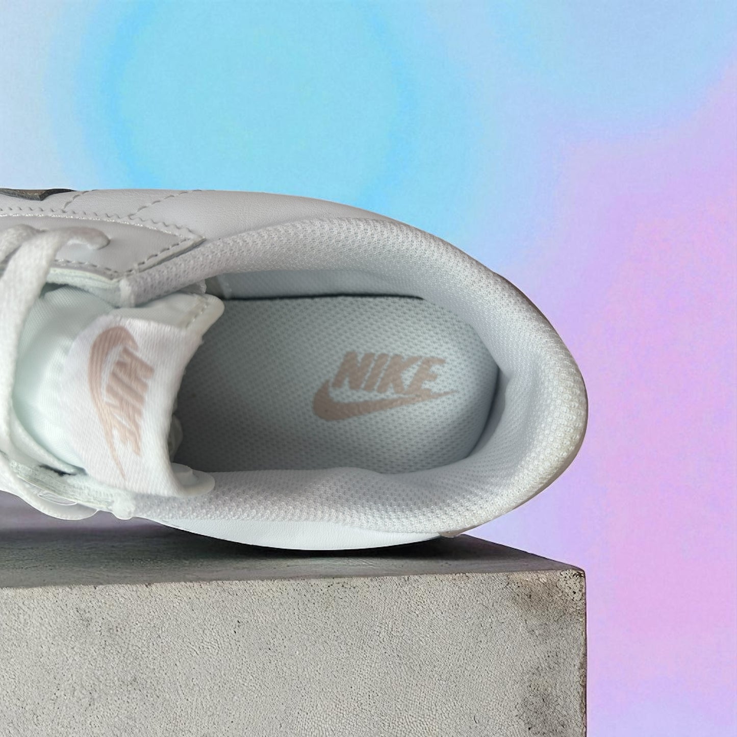 NIKE CORTES
