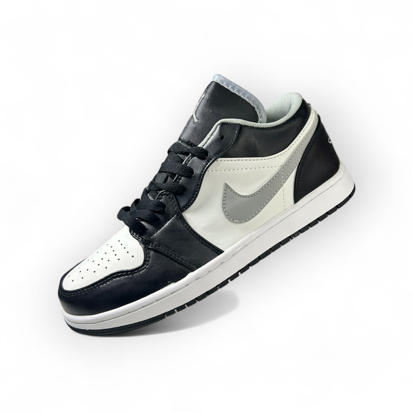 NIKE JORDAN BLANCO NEGRO