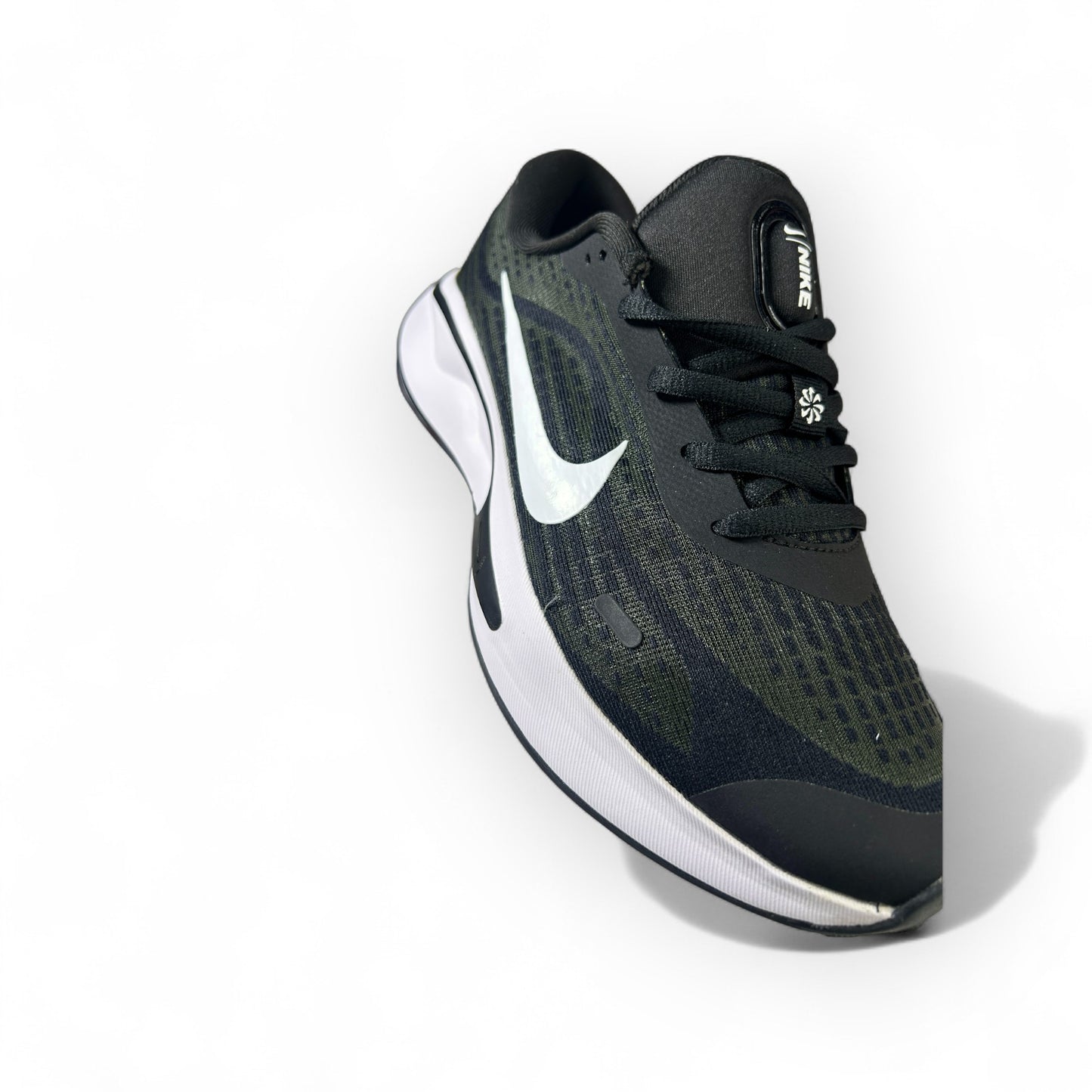 NIKE JOURNEY RUN