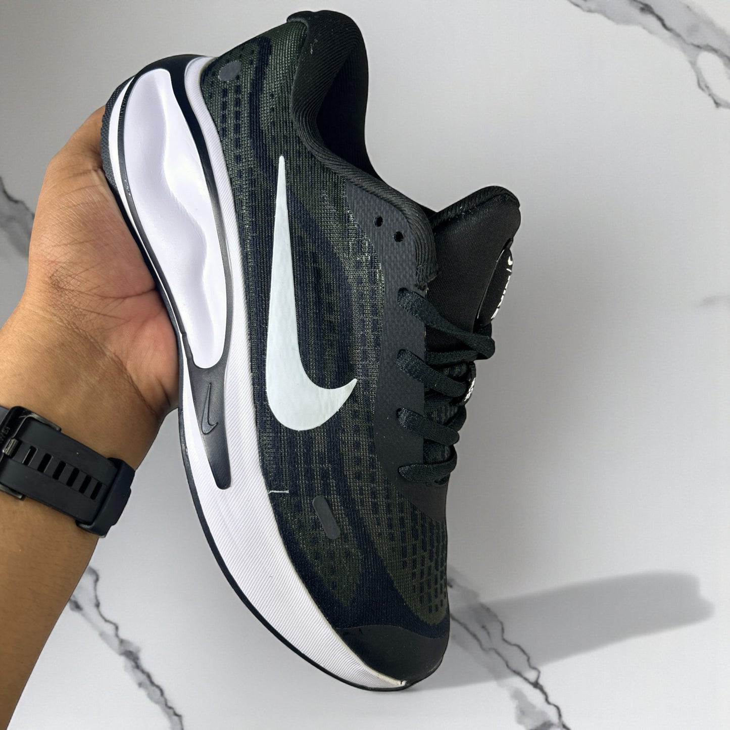 NIKE JOURNEY RUN