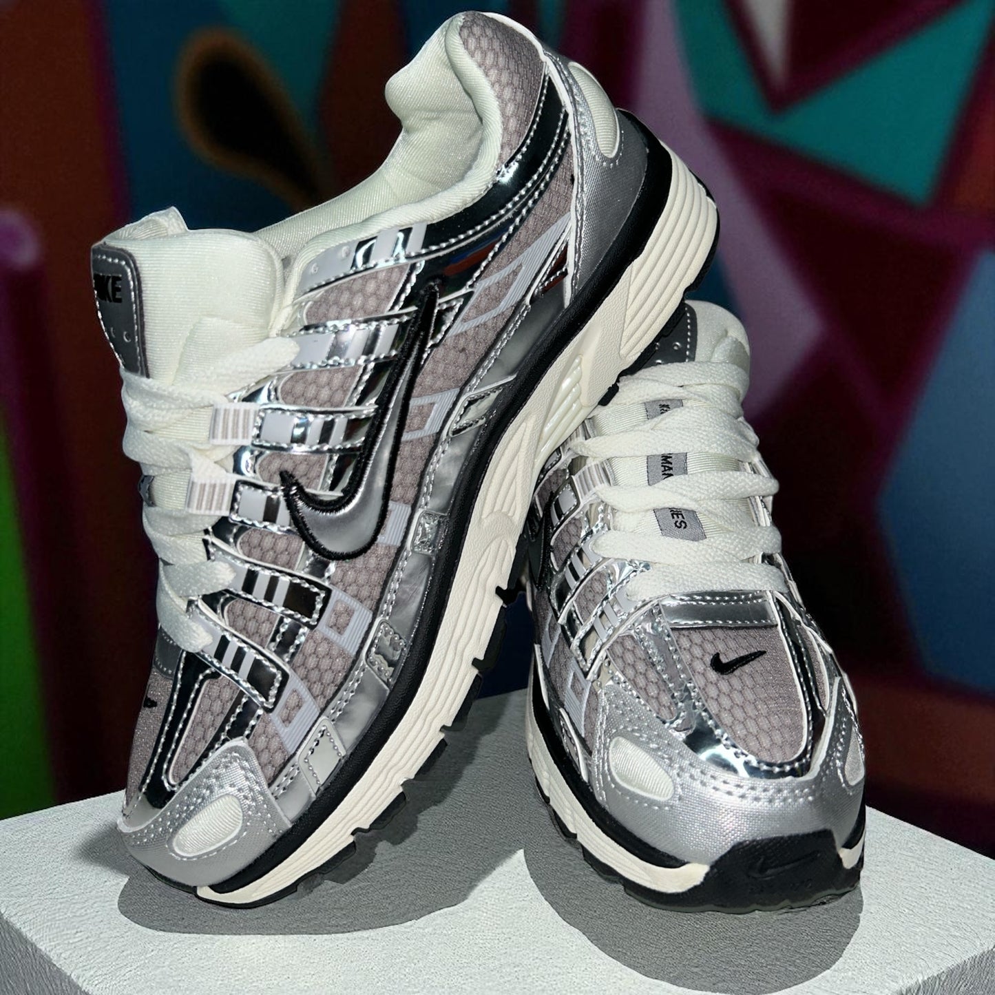 NIKE P 6000