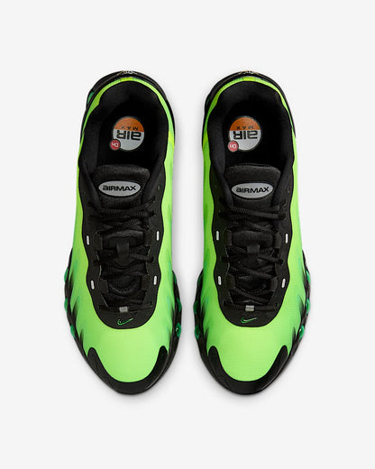 NIKE AIR MAX DN8