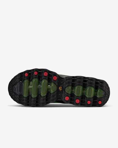 NIKE AIR MAX DN8