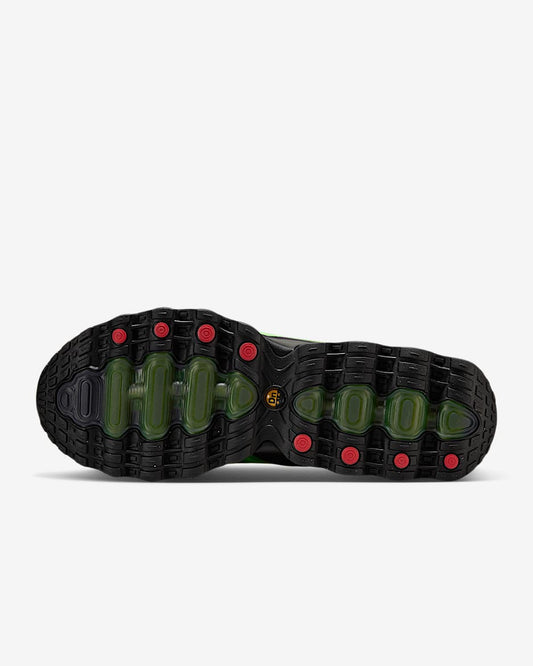 NIKE AIR MAX DN8