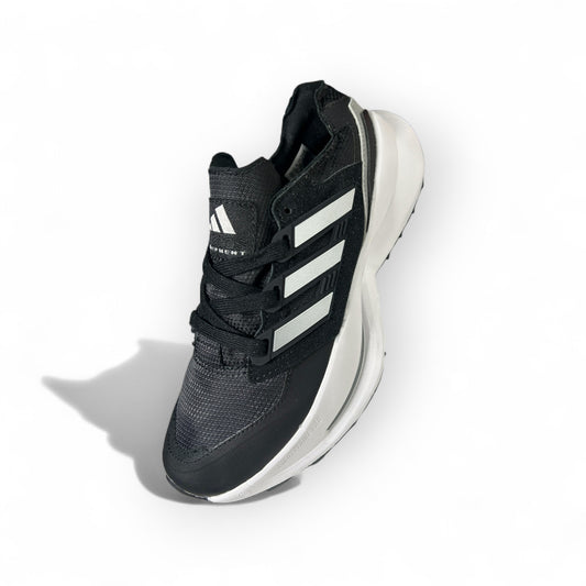 ADIDAS ULTRABOOST5