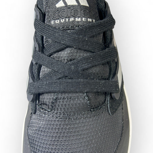 ADIDAS ULTRABOOST5