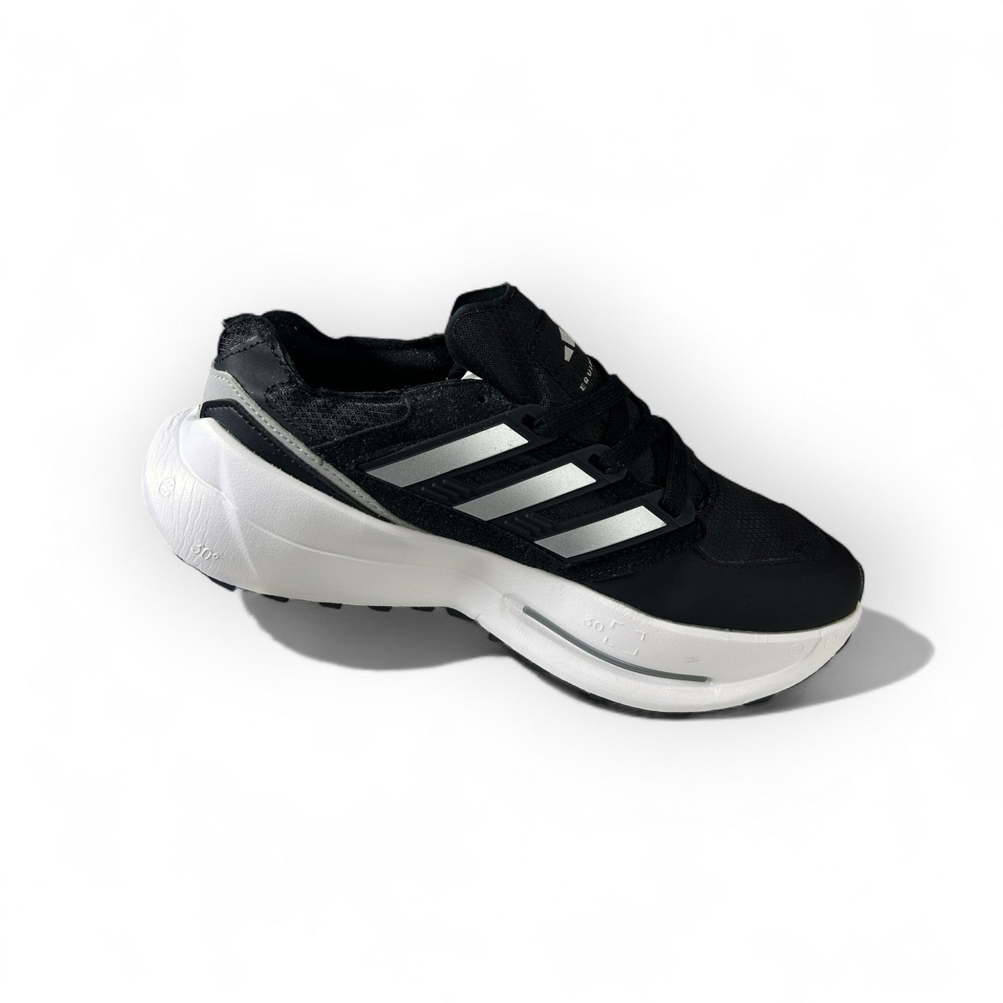 ADIDAS ULTRABOOST5