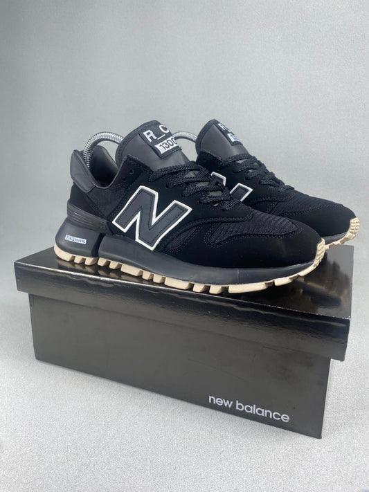 NB 1300 NEGRO S GOMA H&M