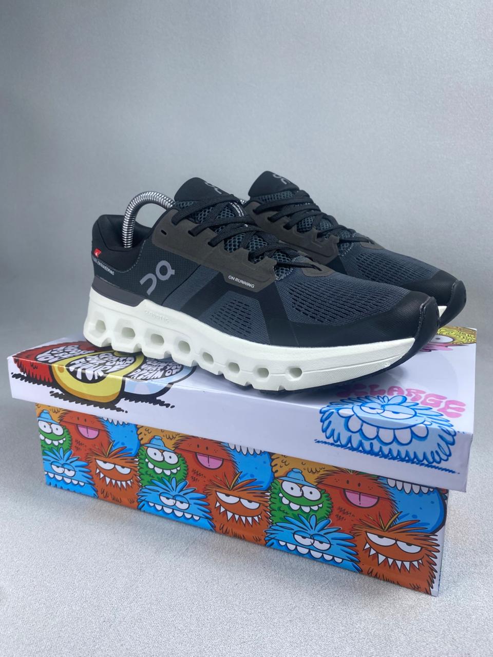 ON CLOUDRUNNER 2 HOM NEGRO BLA