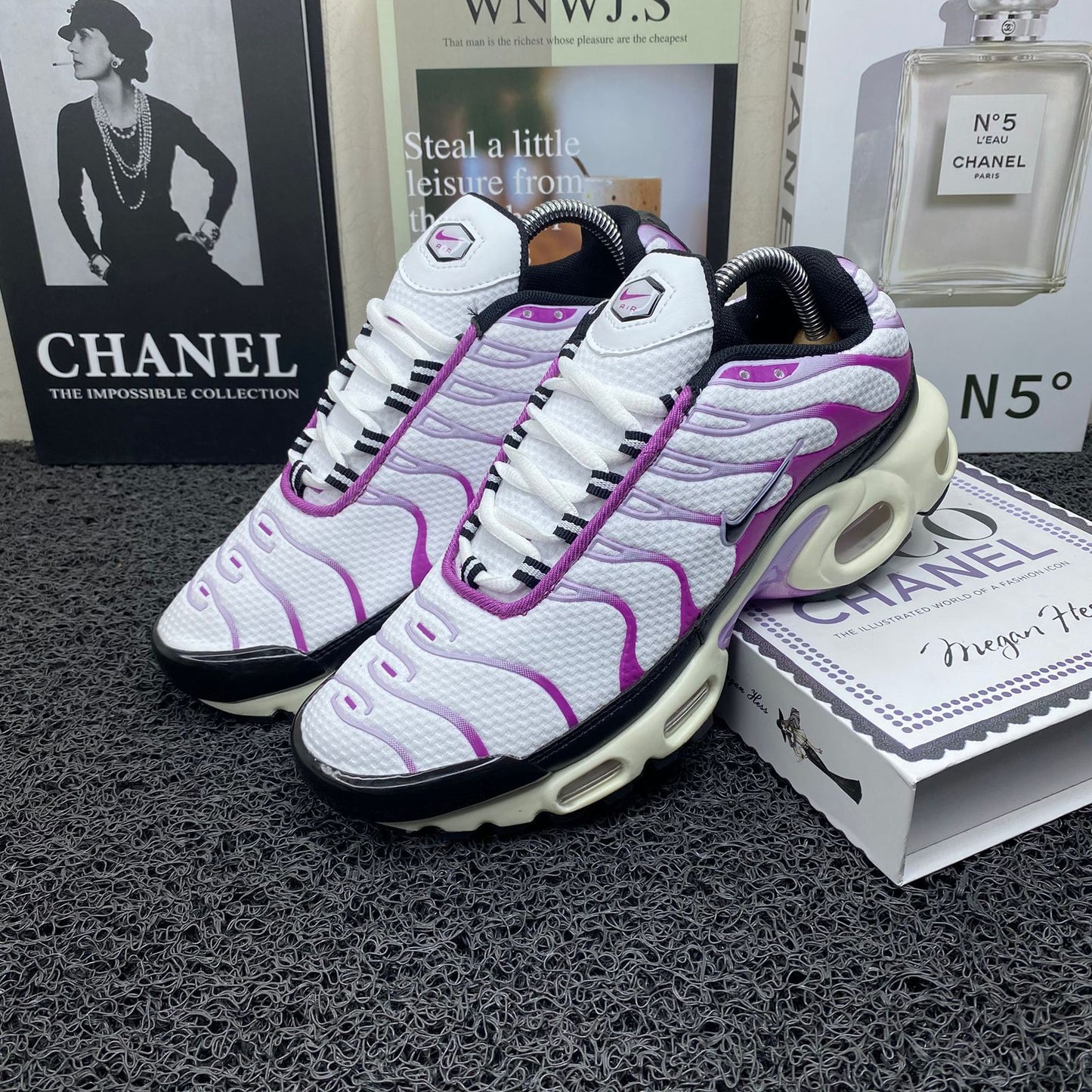 NK TN HOM BLANCO MORADO