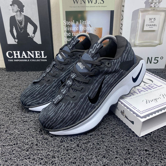 NK MOTIVA DAM NEGRO BLANCO