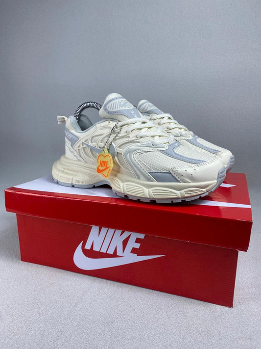 NK SKATE NIÑ@ BEIGE