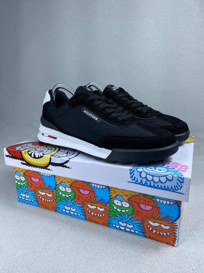 TOMMY HILF HOM NEGRO BLANCO