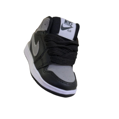 Jordan Negra Gris